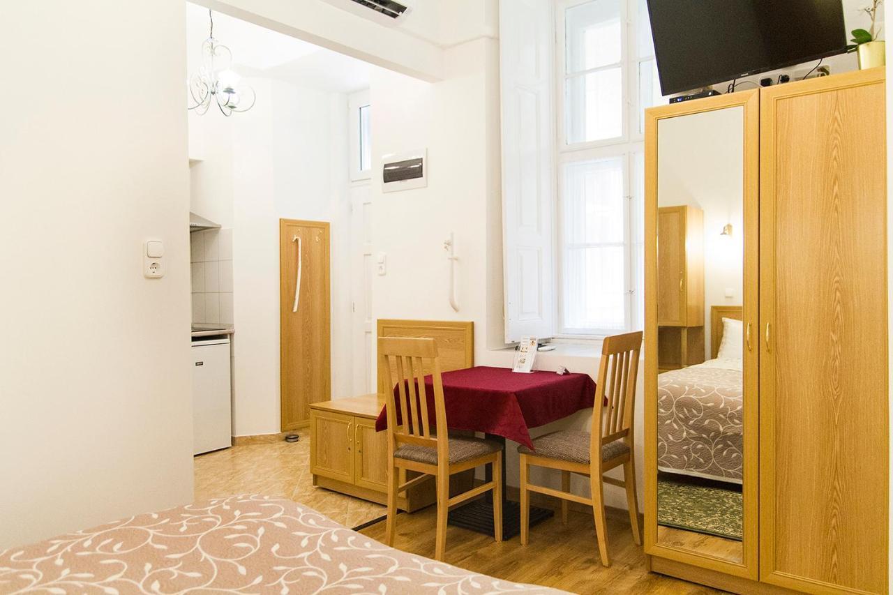 Authentic Akacfa Apartment Budapešť Exteriér fotografie