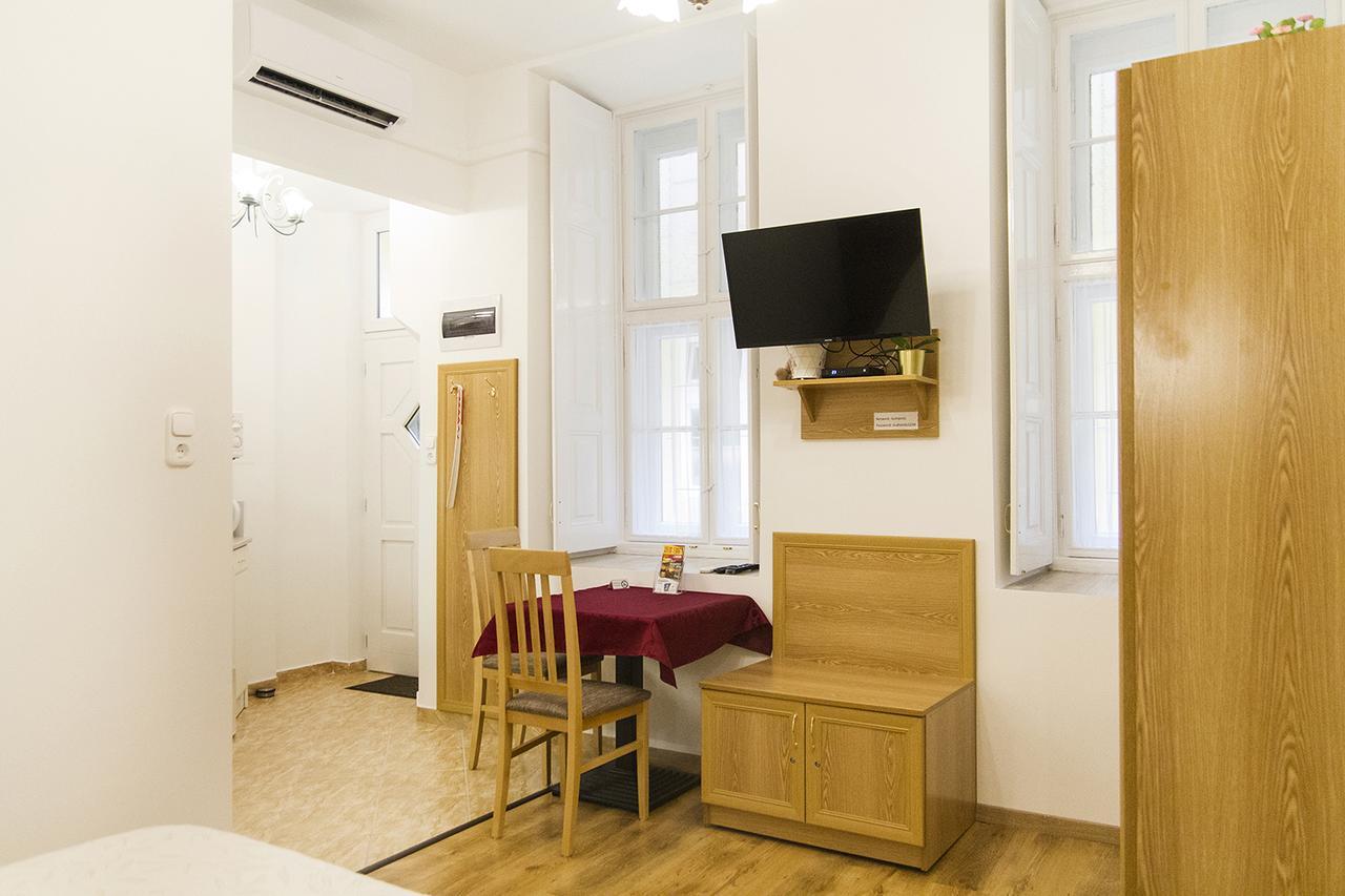 Authentic Akacfa Apartment Budapešť Exteriér fotografie